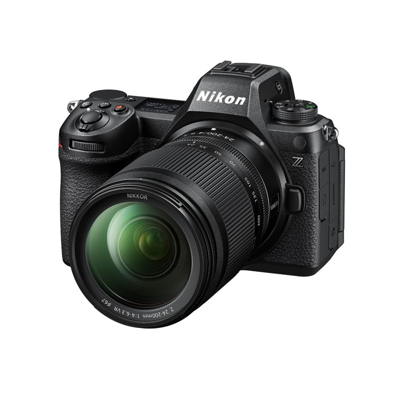 Nikon Z 6III + Nikon 24-200 mm f/4-6,3 Z VR